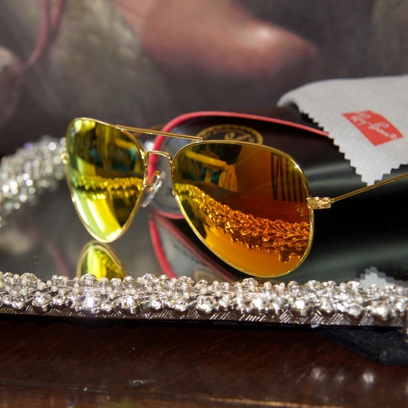 Ray Ban "Sunset Fire" Lenses on Gold Frame - Picture 5 of 6